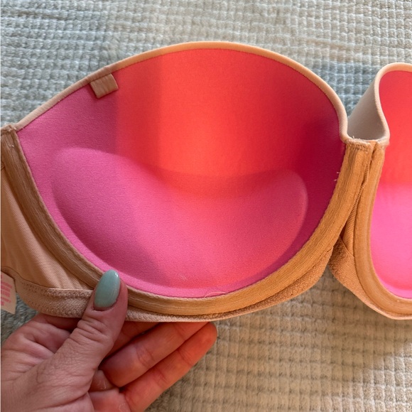 36DD PINK Strapless Bra - Picture 3 of 6